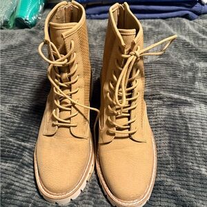 Coconuts by Matisse Boots